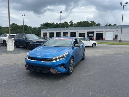 Sporty Blue 2023 Kia Forte GT