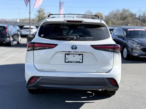 2021 Toyota Highlander Hybrid Limited