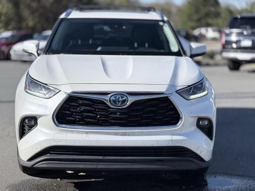 2021 Toyota Highlander Hybrid Limited