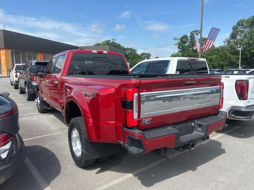 RAPID RED 2023 Ford F-350 Limited