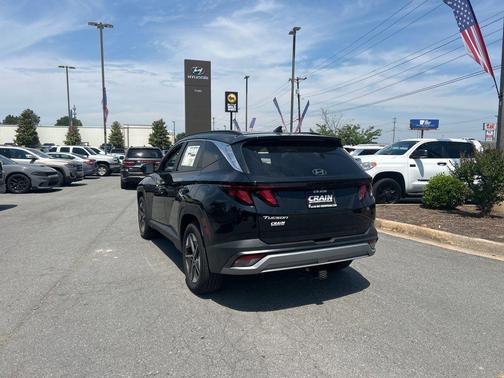 Phantom Black 2025 Hyundai TUCSON SEL