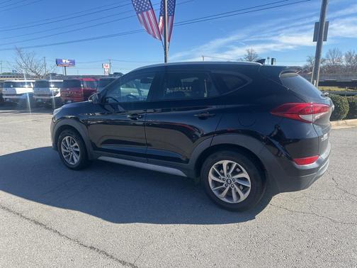 2017 Hyundai TUCSON SE Plus