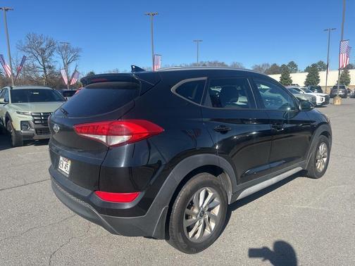2017 Hyundai TUCSON SE Plus