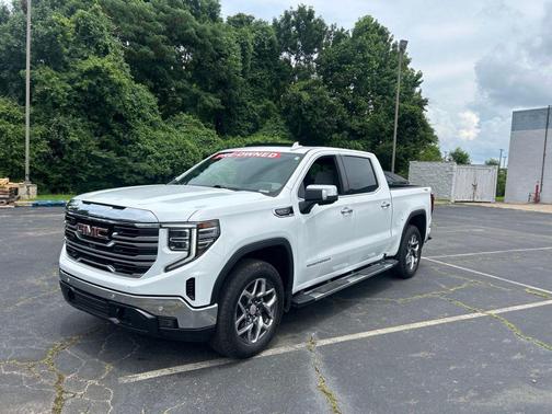 Summit White 2025 GMC Sierra 1500 SLT