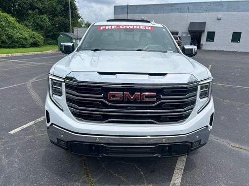 Summit White 2025 GMC Sierra 1500 SLT