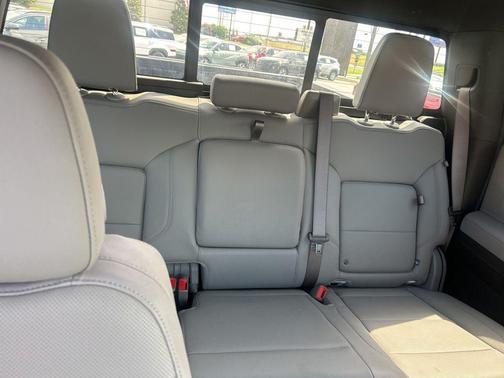 Summit White 2025 GMC Sierra 1500 SLT