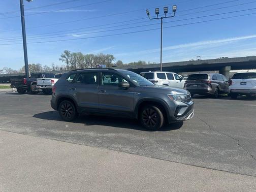 2024 Volkswagen Taos 1.5T S