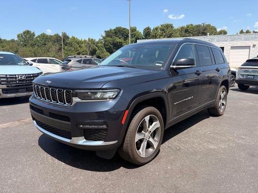 Midnight Sky 2023 Jeep Grand Cherokee L Limited