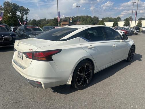 2023 Nissan Altima SR FWD
