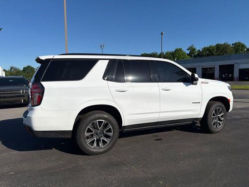 Summit White 2023 Chevrolet Tahoe 4WD Z71