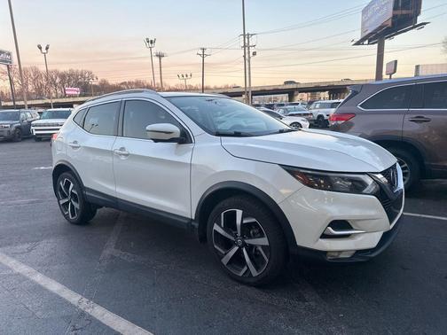 2020 Nissan Rogue Sport SL