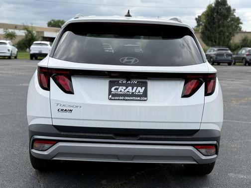 2025 Hyundai TUCSON SEL