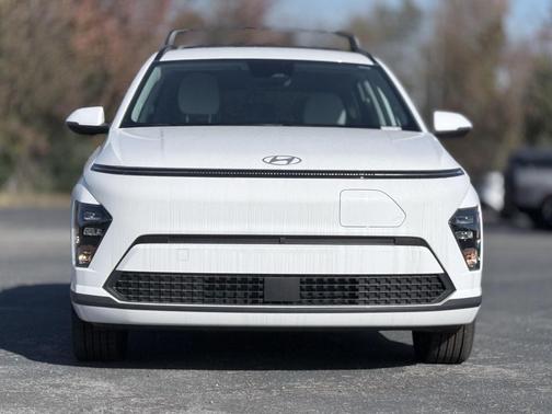 2025 Hyundai KONA EV SEL