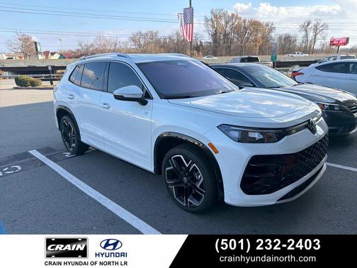 2026 Volkswagen Tiguan 2.0T SEL R-Line 4MOTION