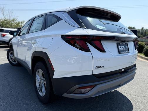 2025 Hyundai TUCSON SE