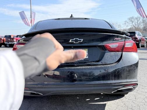 2023 Chevrolet Malibu FWD RS