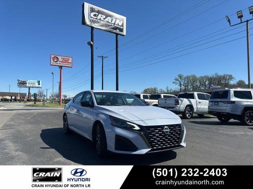 2024 Nissan Altima SR FWD