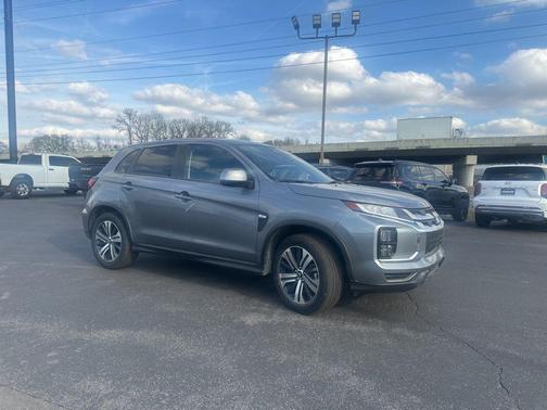 2024 Mitsubishi Outlander Sport SE