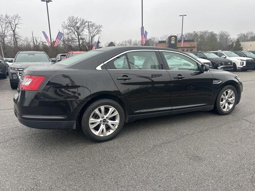 2012 Ford Taurus SEL