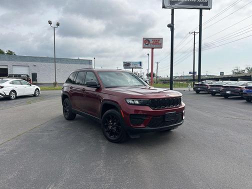 Velvet Red Pearlcoat 2024 Jeep Grand Cherokee Altitude