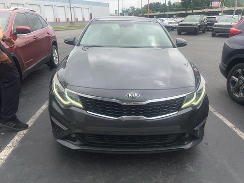 Platinum Graphite 2019 Kia Optima S