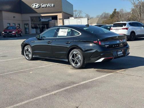 Abyss Black 2026 Hyundai SONATA SEL