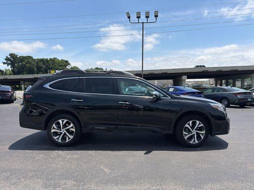 Crystal Black Silica 2021 Subaru Outback Touring XT