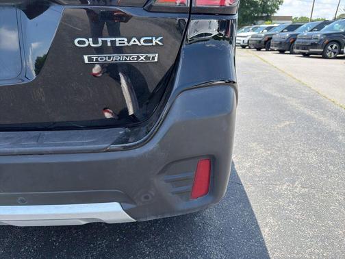 Crystal Black Silica 2021 Subaru Outback Touring XT