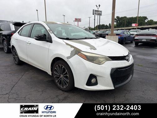 Super White 2015 Toyota Corolla S Plus