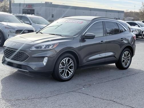 2020 Ford Escape SEL