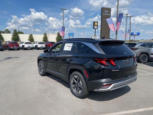 Phantom Black 2026 Hyundai TUCSON SEL