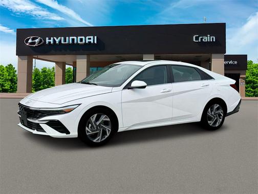 2025 Hyundai ELANTRA SEL