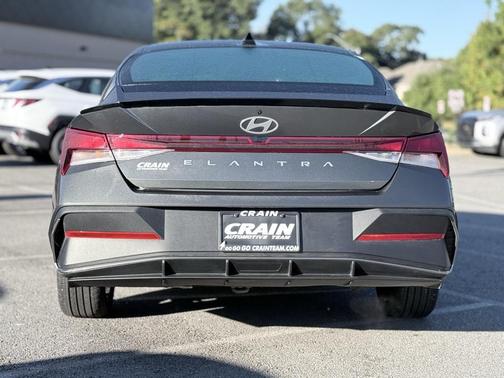 2025 Hyundai ELANTRA Sport