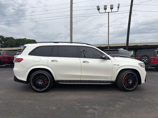 MANUFAKTUR Diamond White Metallic 2021 Mercedes-Benz AMG GLS 63 Base