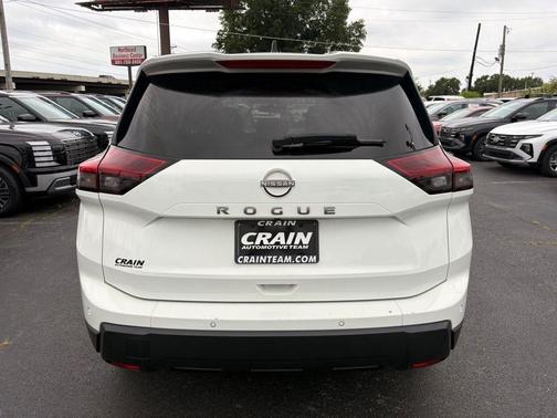 Glacier White 2024 Nissan Rogue S