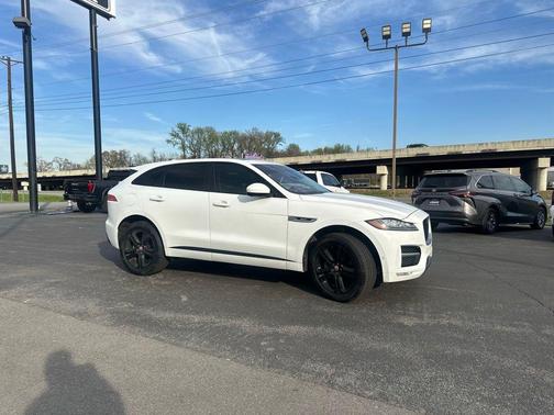 Fuji White 2018 Jaguar F-PACE 35t R-Sport