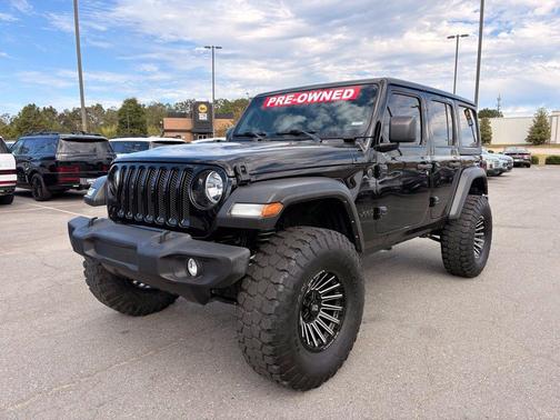 Black Clearcoat 2023 Jeep Wrangler Sport