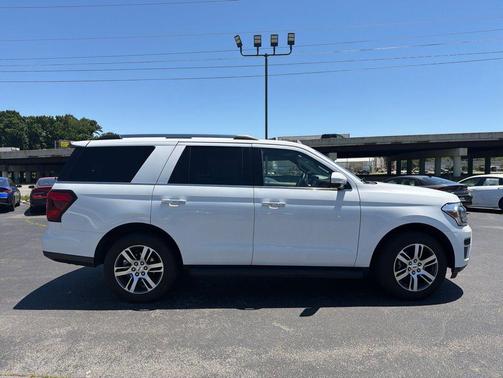 OXFORD WHITE 2024 Ford Expedition Limited