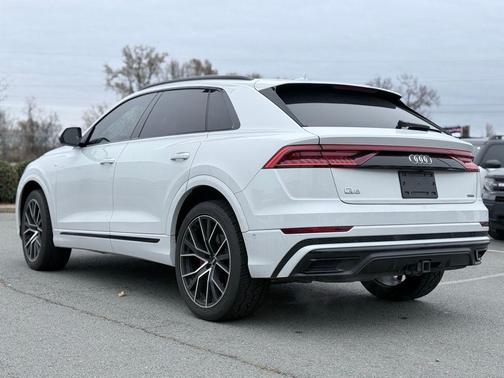 2020 Audi Q8 55 Premium Plus
