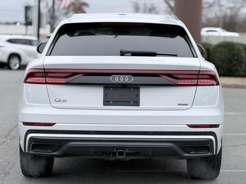 2020 Audi Q8 55 Premium Plus