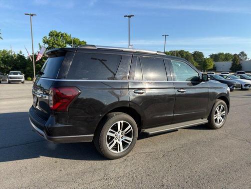 AGATE BLACK METALLIC 2024 Ford Expedition Limited