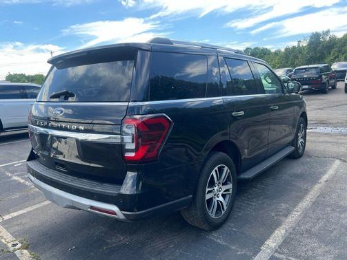 AGATE BLACK METALLIC 2024 Ford Expedition Limited