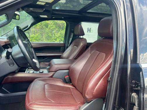 AGATE BLACK METALLIC 2024 Ford Expedition Limited