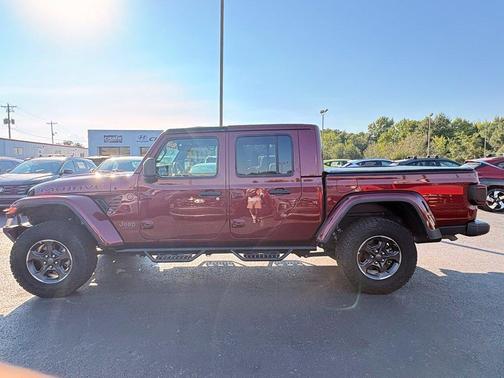 Snazzberry Pearlcoat 2021 Jeep Gladiator Mojave