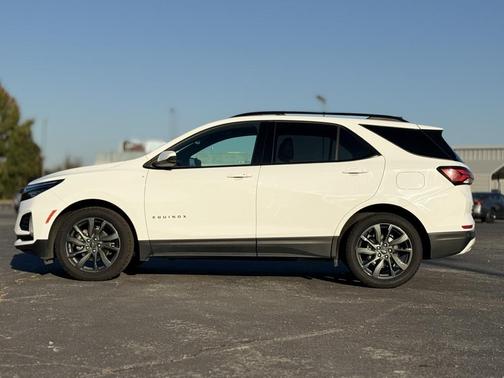2022 Chevrolet Equinox FWD RS