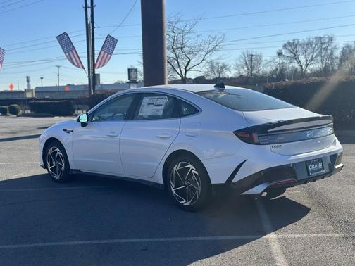 2026 Hyundai SONATA SEL