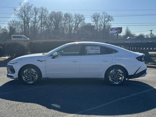 2026 Hyundai SONATA SEL