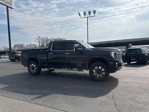 2024 GMC Sierra 2500 Denali