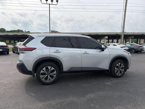 Brilliant Silver Metallic 2023 Nissan Rogue SV