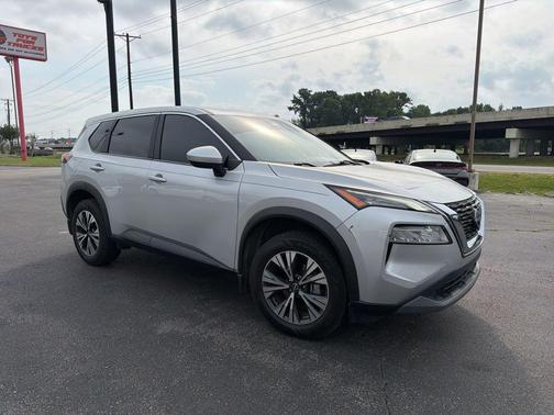 Brilliant Silver Metallic 2023 Nissan Rogue SV